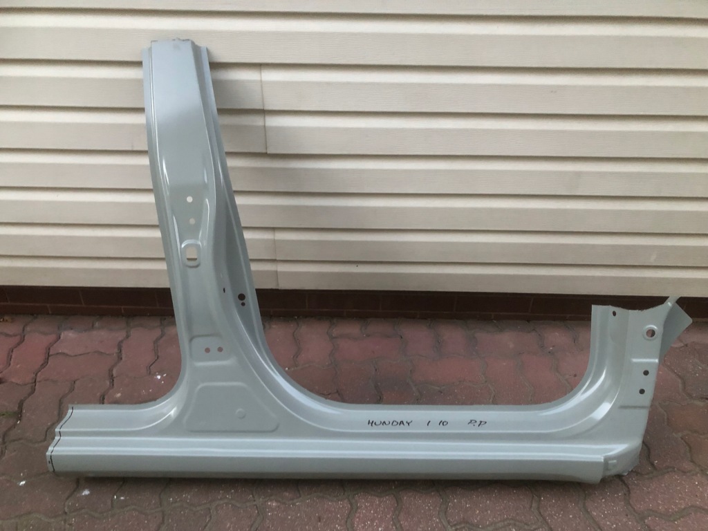 фото №1, Hyundai i10 iii 19- блок двигателя порог правый 71122-k7000