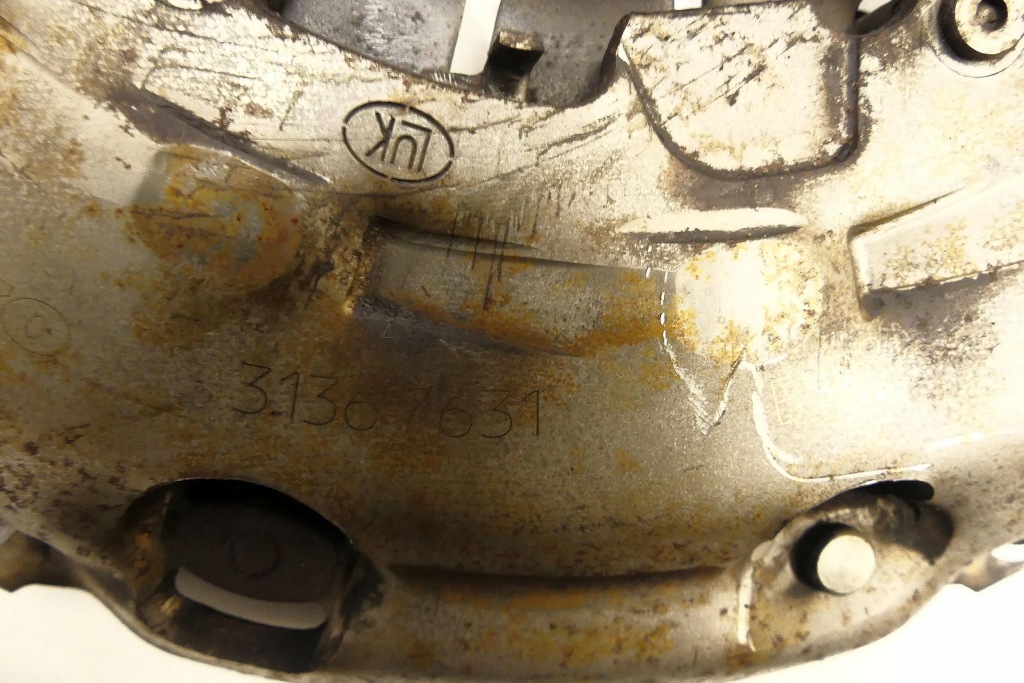 Volvo v60 1 s60 2 xc60 2.0 d3 d5204t притиск + диск зчеплення Оригінал