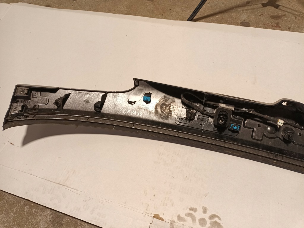 фото №7, Накладка na крышка задняя jeep compass ii молдинг задняя