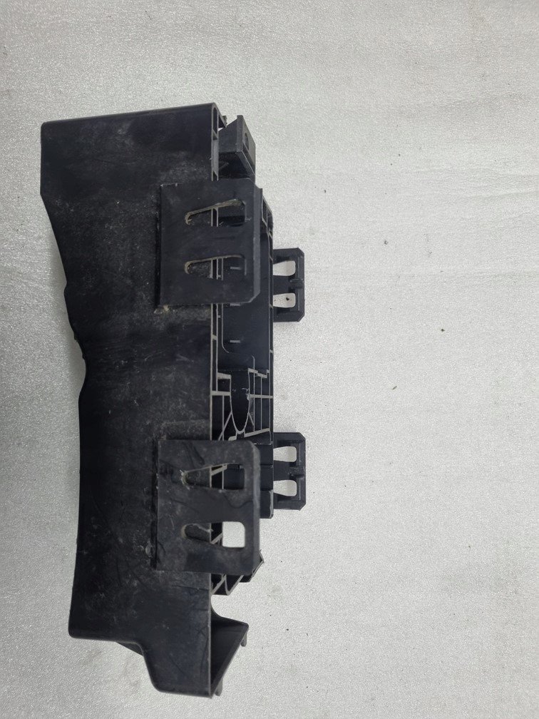фото №4, Opel astra j основание коробка предохранителей 13302321