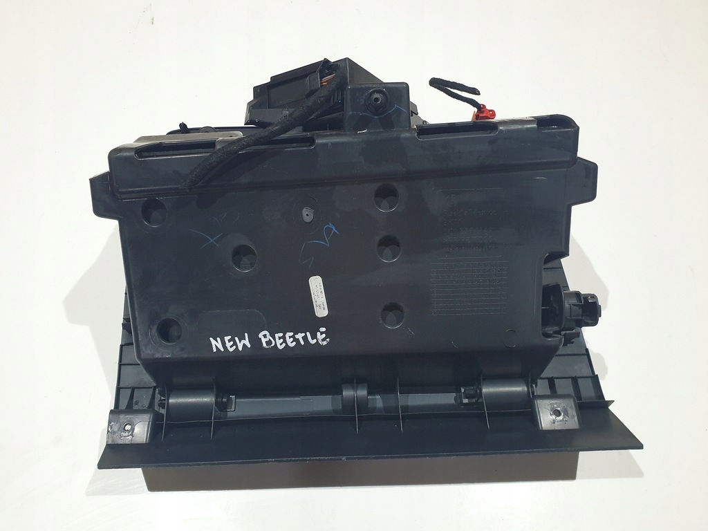 фото №7, Бардачок пассажира 5c3800375af vw beetle cabrio 15r