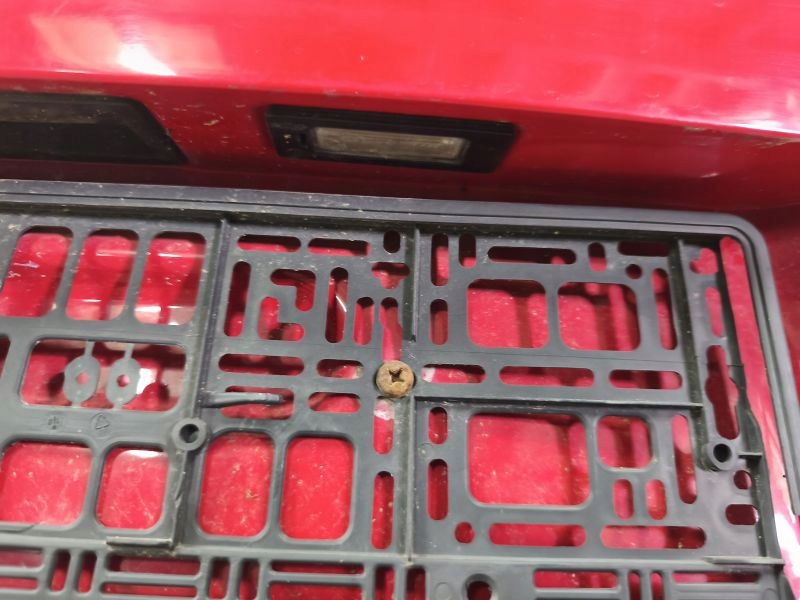 фото №11, Кришка багажника багажника задня vw passat b6 kombi czerwona