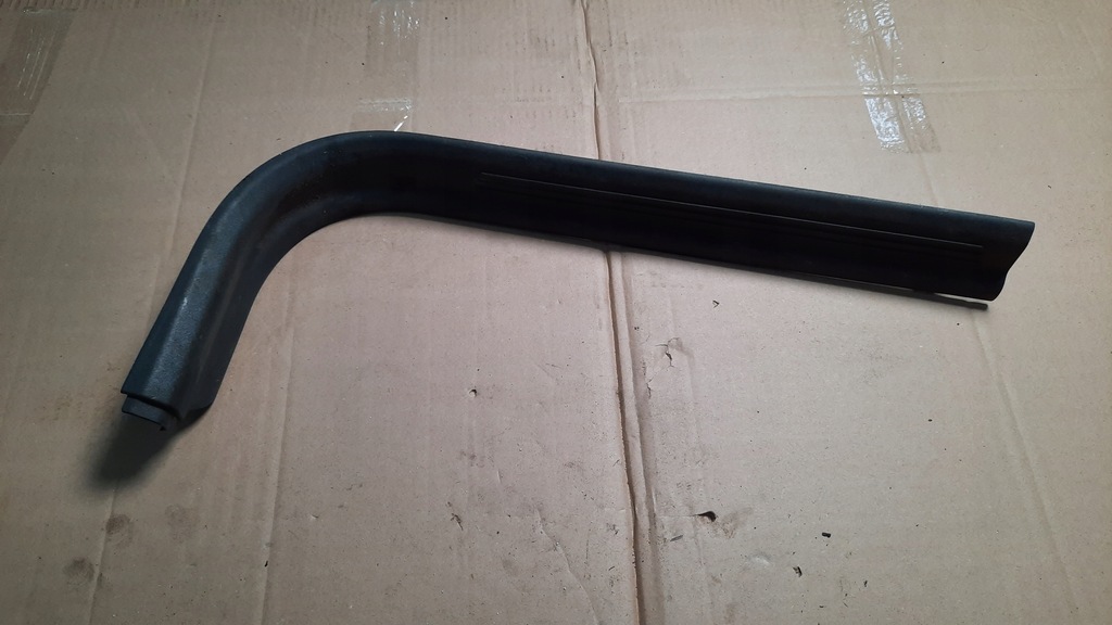 фото №1, Volvo c30 s40 ii v50 молдинг левая перед 08620164