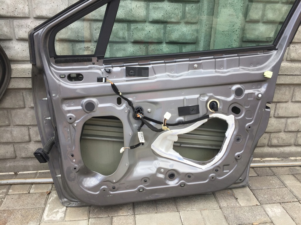 фото №5, Renault clio iv 4 дверь правое передние tekng