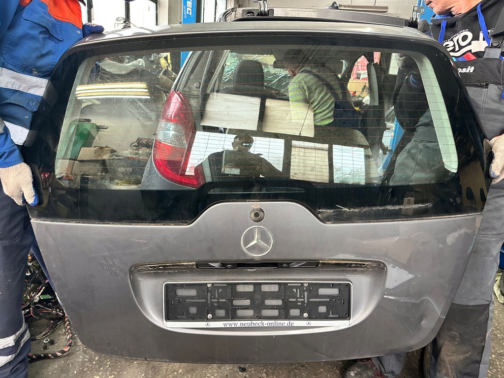 фото №1, Mercedes a klasa w169 крышка багажника задняя серая серая 787