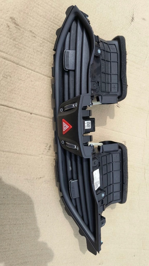 фото №1, Hyundai i30 iii ґрати обдув світло аварійна 97401-g4aa0