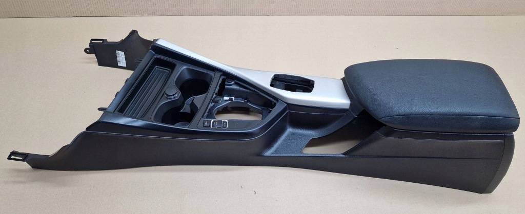 Купить Подлокотник туннель bmw 1 f20