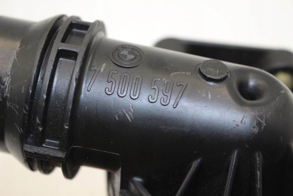 фото №9, Корпус термостата bmw e46 e81 e82 e83 e84 e85 e87 e88 e90 e91 e92 7551570