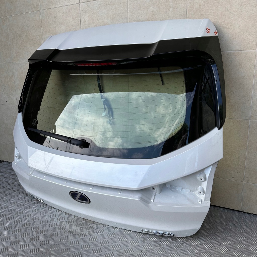 Кришка багажника задня lexus ux 250h hybrid 2019 rok камера Доставка