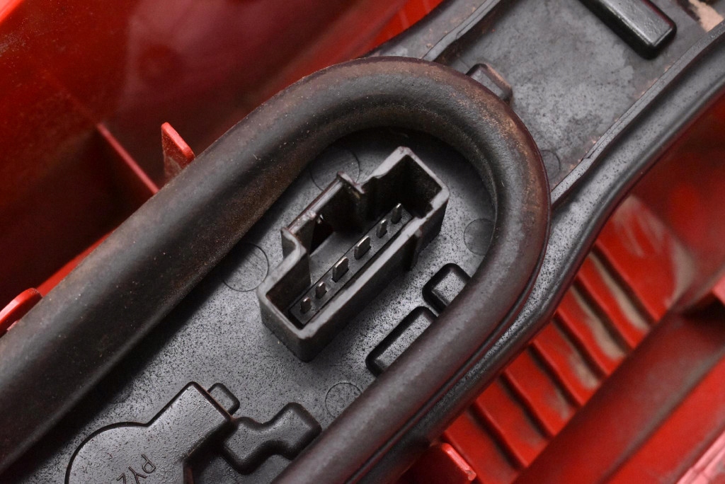 фото №7, Лампа ліва задня задня 89073571 citroen jumpy 2 ii 07-16