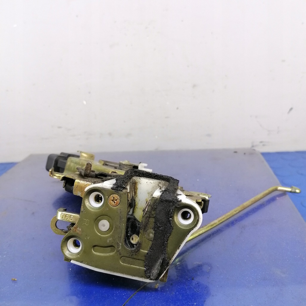 фото №3, Suzuki wagon r+ замок дверь задний задняя правый 6pin