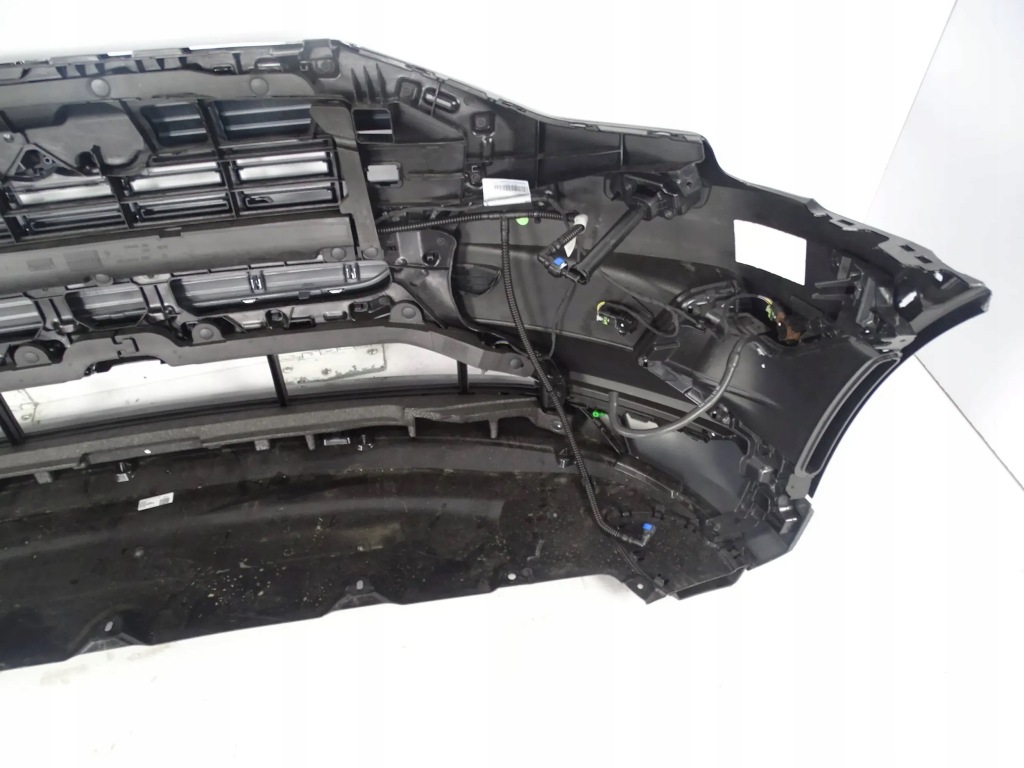 фото №11, Бампер перед передній audi e-tron 4ke