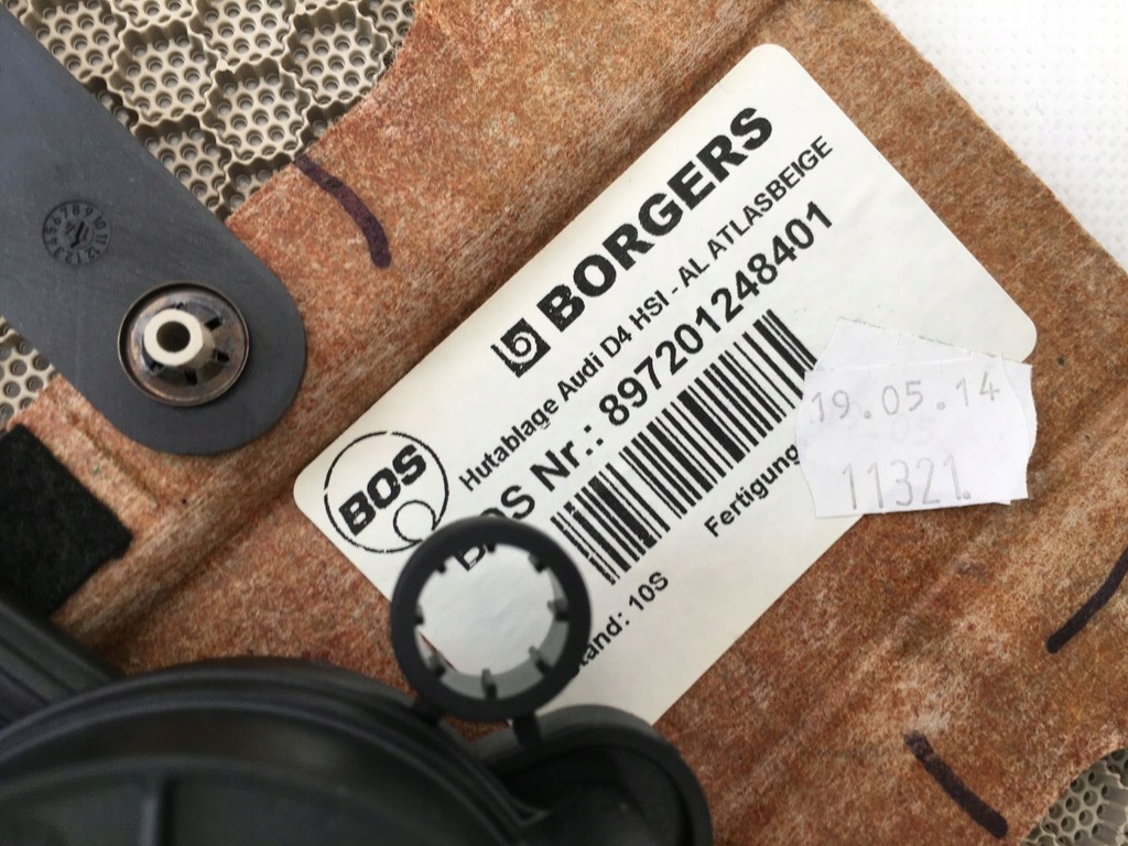 фото №9, Audi a8l d4 13- шторка задня 4h4863412e