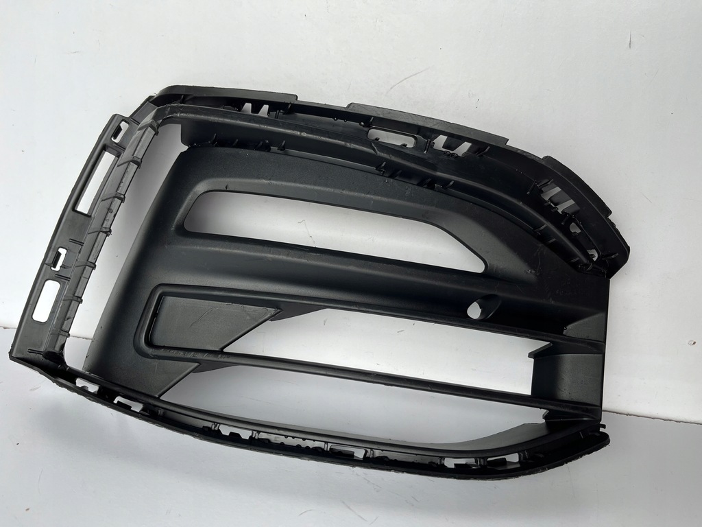 фото №9, Bmw 1 f40 решётка w бампер левая правая