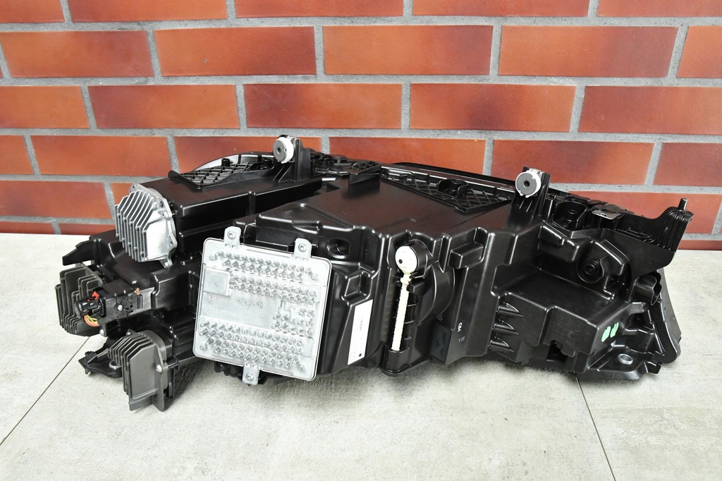 фото №8, Лампа права laser комплектна bmw ix i20 rhd демонтаж