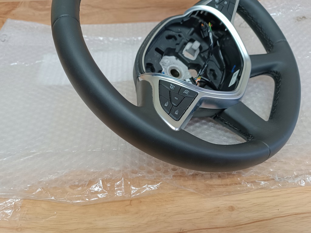 фото №7, Dacia sandero iii воздуховод кожа 484004420r