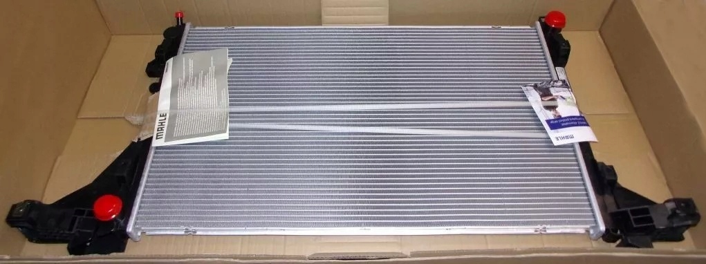 Купити Renault master 3 2.3 dci 2010- радіатор води