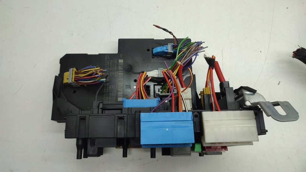 фото №1, Коробка предохранителей mercedes w212 2129009822