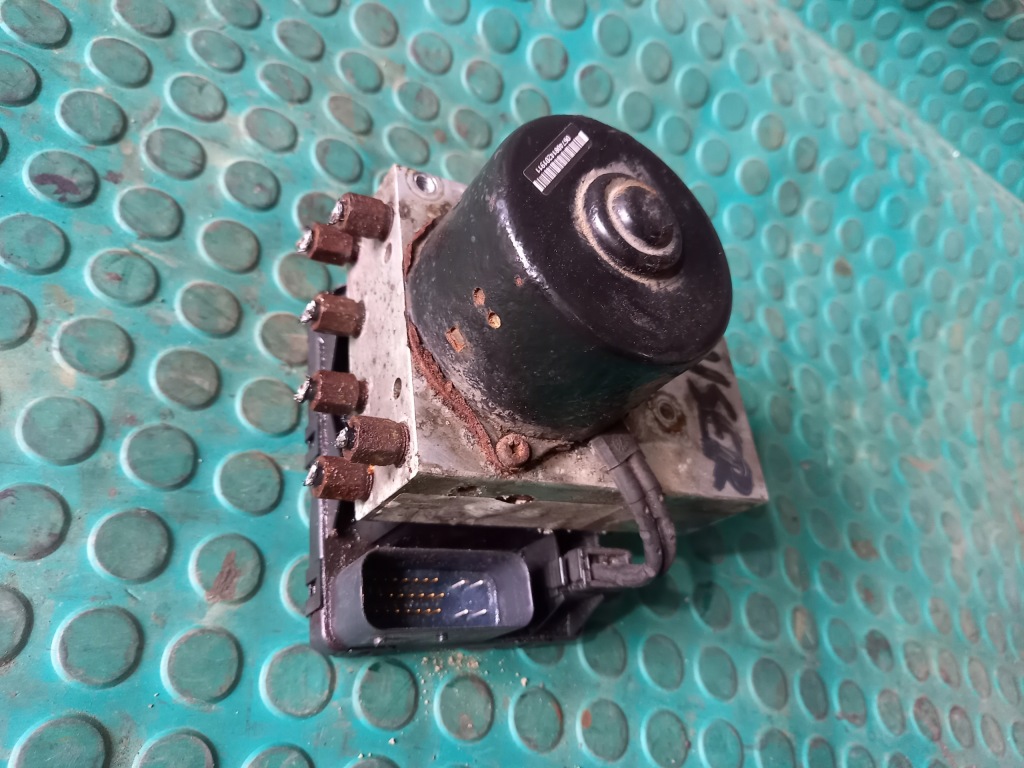 фото №1, Chrysler оригінальний номер 05033082ad насос abs cruiser