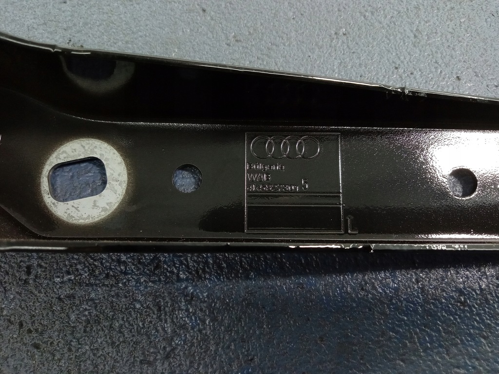 фото №5, Audi a6 c8 sedan петля крышки левый 4k5827301