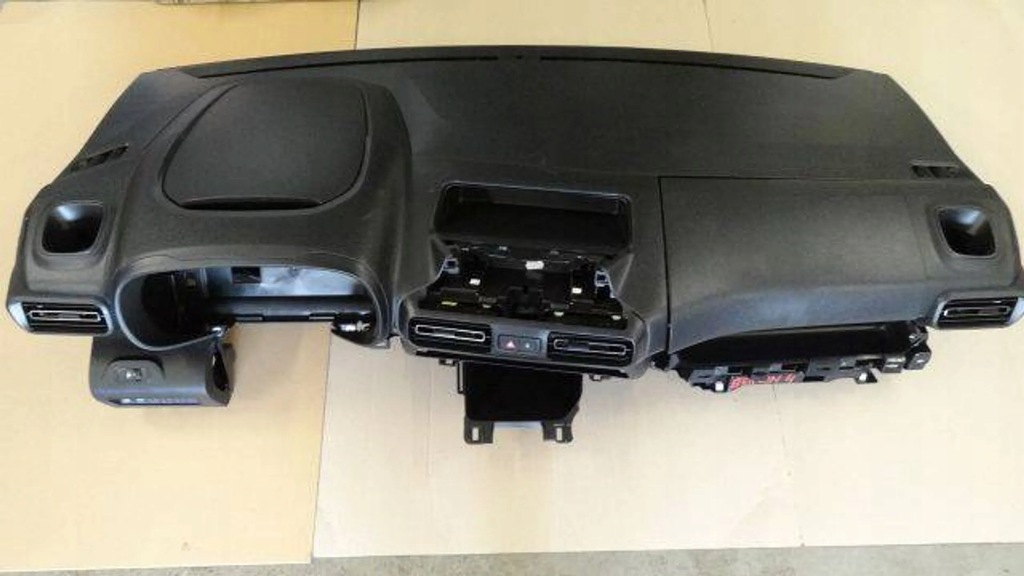 фото №13, Citroen berlingo iv 2023 консоль панель приладів приладова