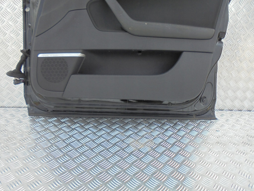 фото №9, 33. двері правий перед audi a3 8p 5d ly8b