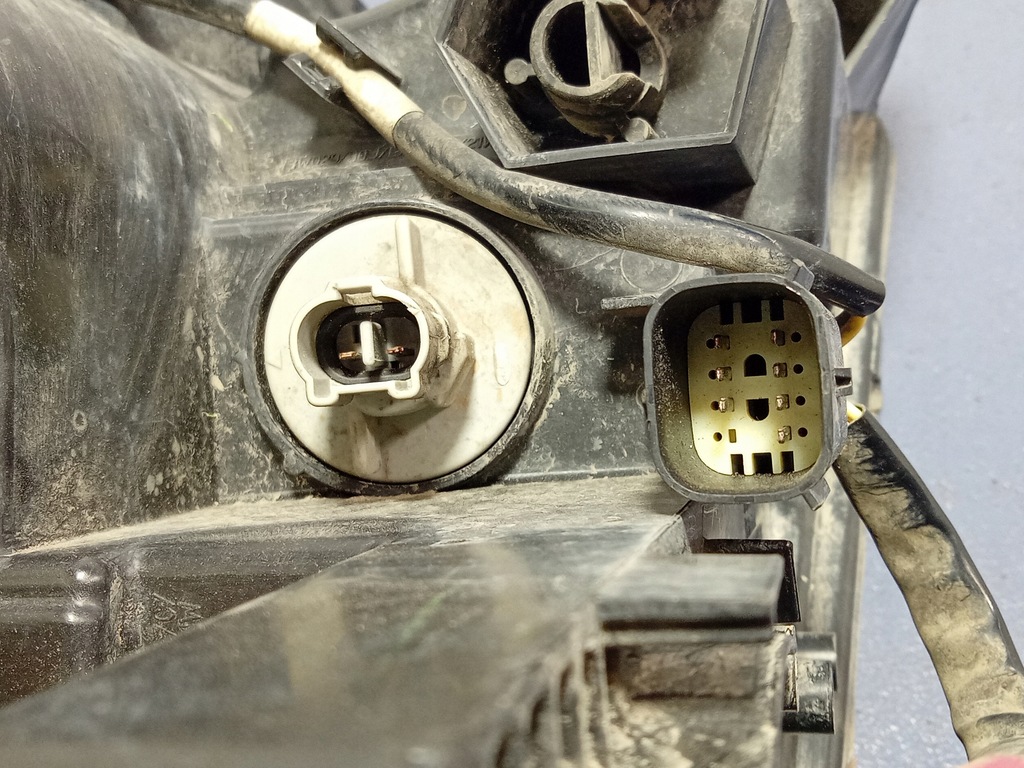 фото №4, Ford ranger mk5 lift фара лівий лінза uk