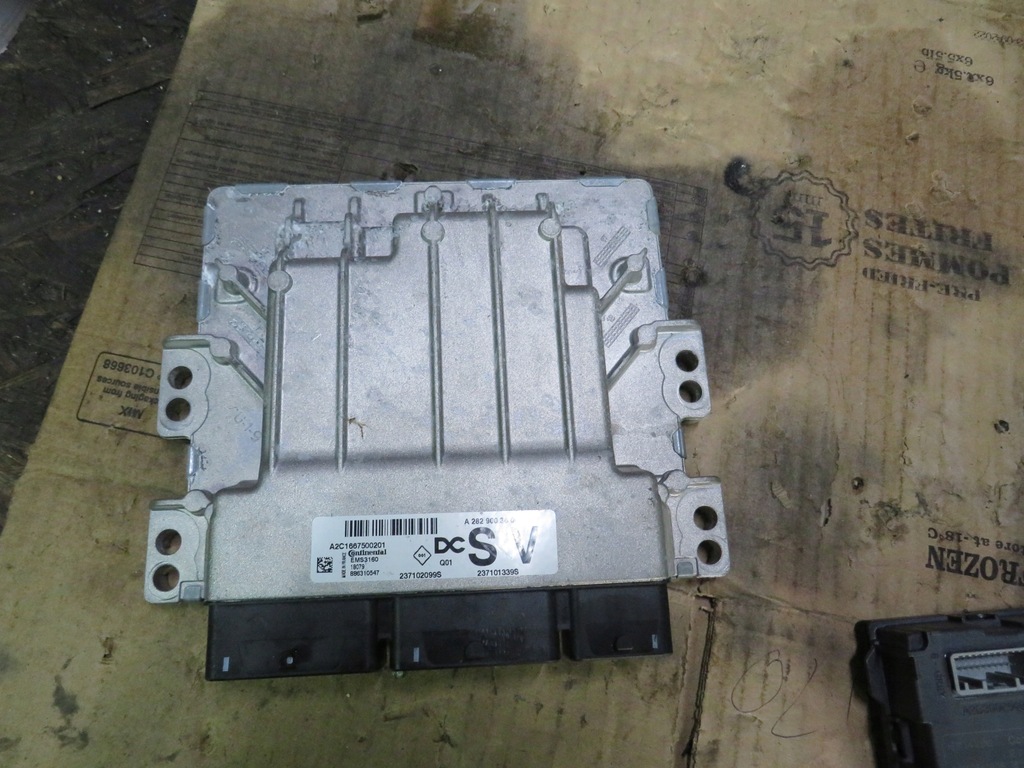 фото №1, Бортовий комп'ютер 237101339s renault