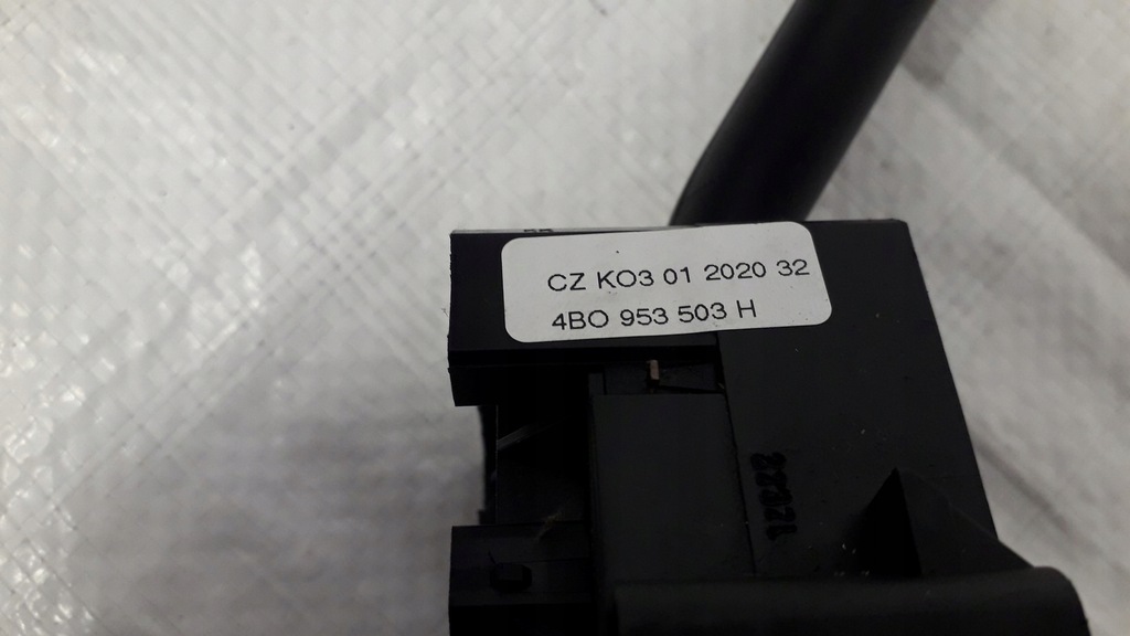 фото №5, Рычаг бортовой компьютер поворотники vw bora golf 4 iv