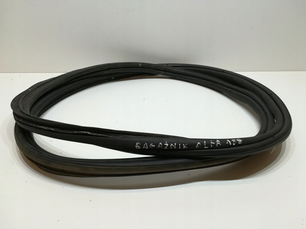 фото №1, Прокладка крышки багажника alfa romeo 159 kombi