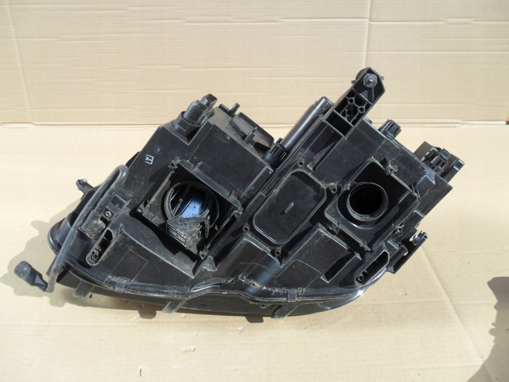 фото №16, Vw tiguan 2 ii 16- лампа правая full led 5nb941036d