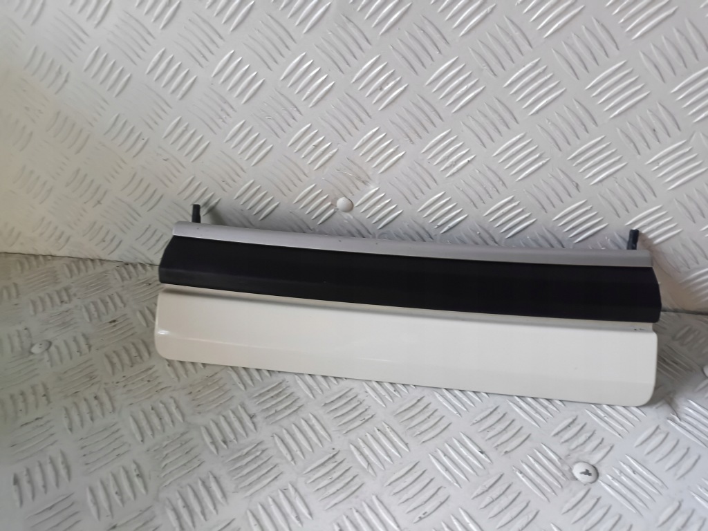 Купити Заглушка накладка поріг бампера daf xf 106 1825434 1798473