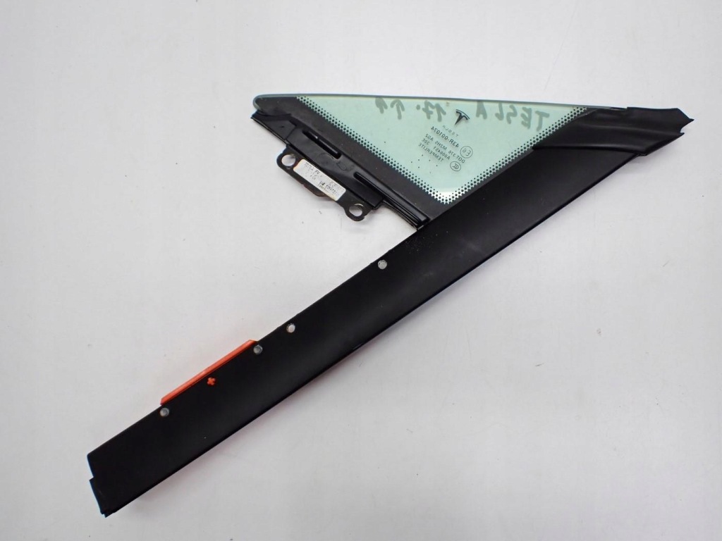 Купить Стекло треугольник дверь правый перед оригинал tesla model s 17r