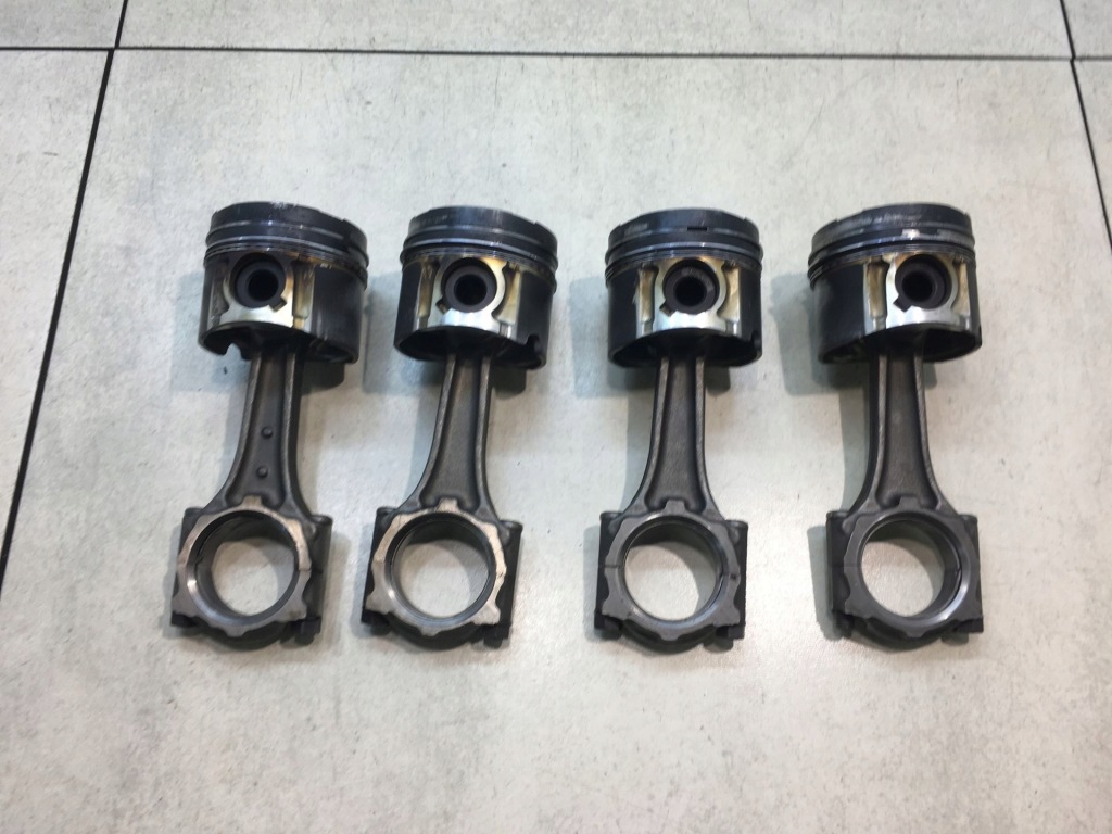 фото №1, Поршень шатун meriva a 1.7 cdti