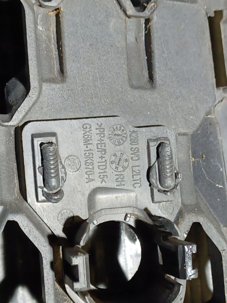 Решётка бампера правая jaguar xf x260 r sport gx6m-8b289-d Киев