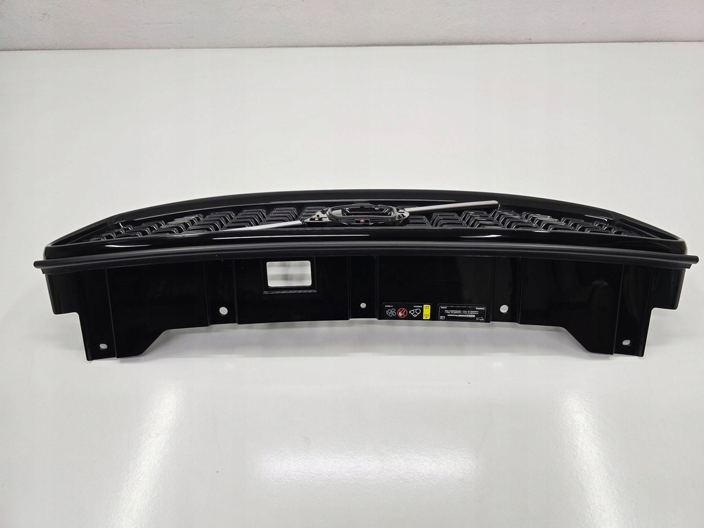 фото №8, Решітка радіатора решітка радіатора бампера volvo xc60 xc-60 ii 2 r-design lift 20- перед