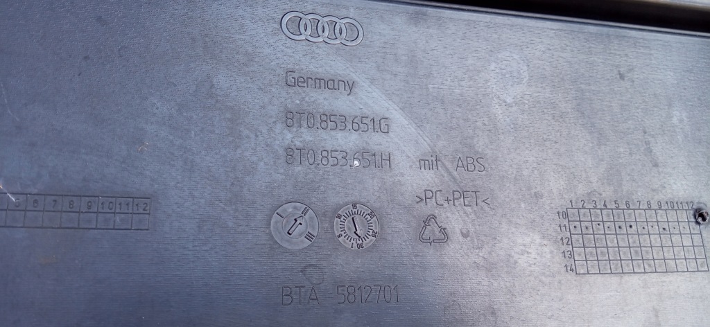 Audi a5 8t рестайлинг  11- решётка  решётка средняя решётка радиатора бампера перед 8t0853651g Недорого