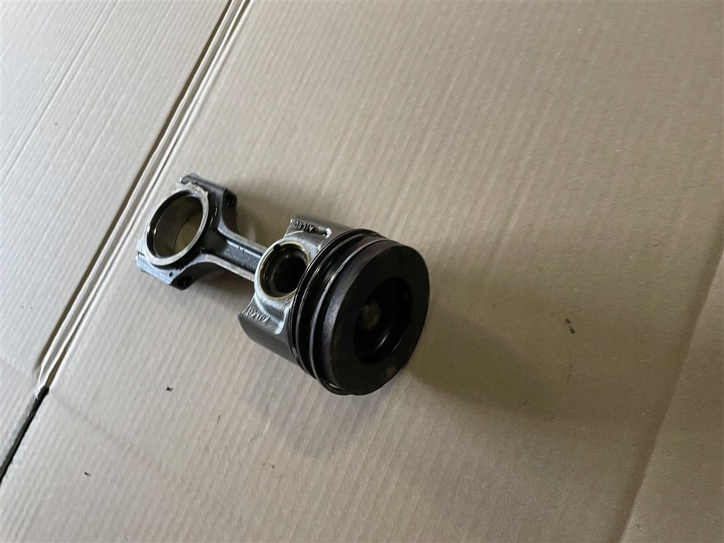 фото №11, Поршень + шатун 2.0 ecoblue ford transit mk8 custom 16-23r