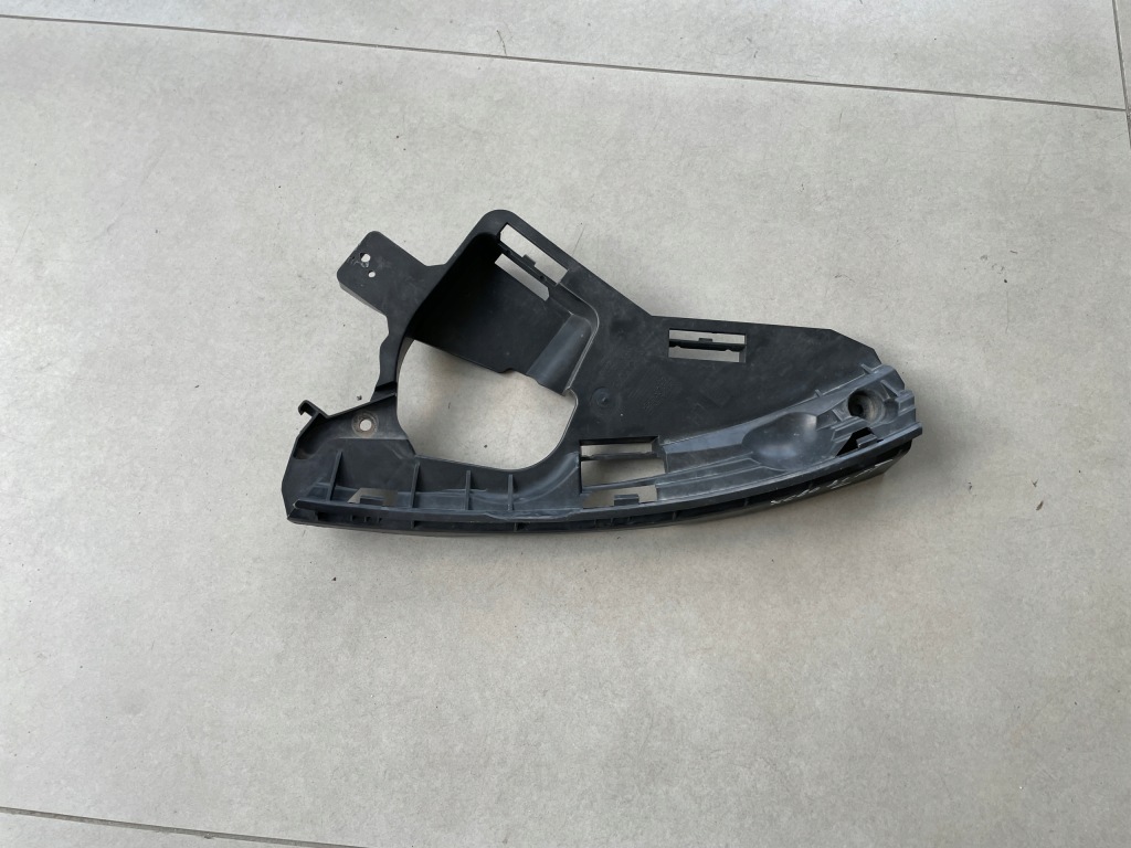 фото №1, Volvo xc60 lift напрямна кронштейн бампера ліва 31383885