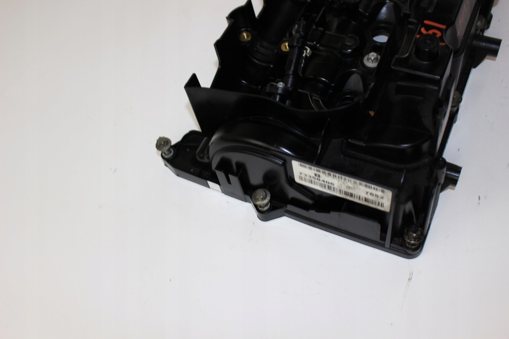 фото №4, Крышка клапанов bmw n47 8570820