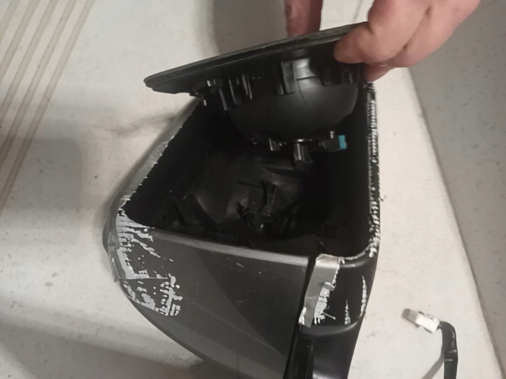 Tesla model y дзеркало праве зовнішнє європа 11 pin a1001482 Недорого