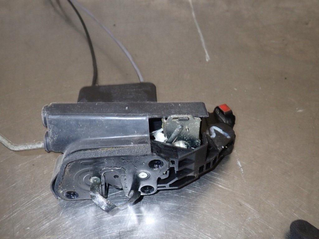 Купить Замок правый  перед дверь kia sportage 2.0 2 рестайлинг