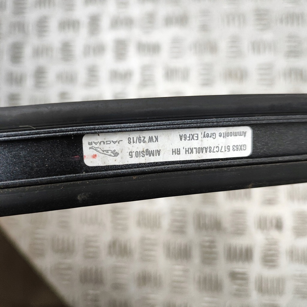 фото №5, Jaguar xf x260 2018 правая сторона молдинг кровельная