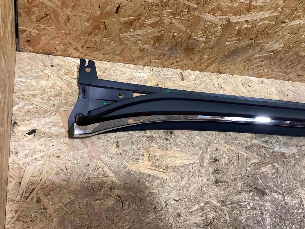 фото №4, Porsche panamera 971 2017 права сторона поріг