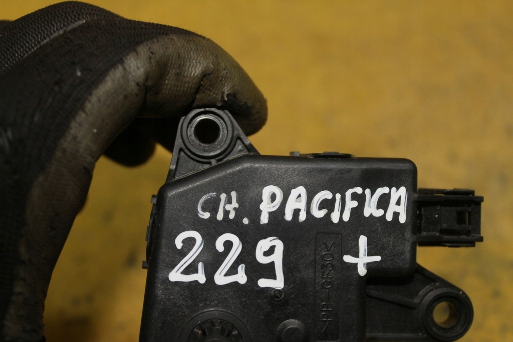 фото №6, Моторчик обігрівача 04885465aa pacifica