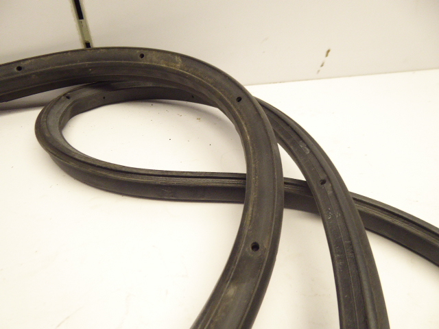 фото №3, Agila b splash прокладка wew. дверь перед правая