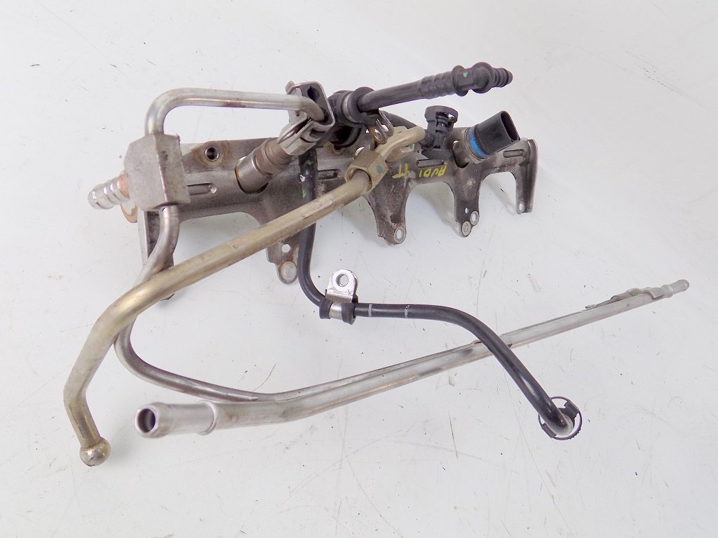 фото №6, Audi tt 8j 2.0tfsi 2006-2014 молдинг впрыскная