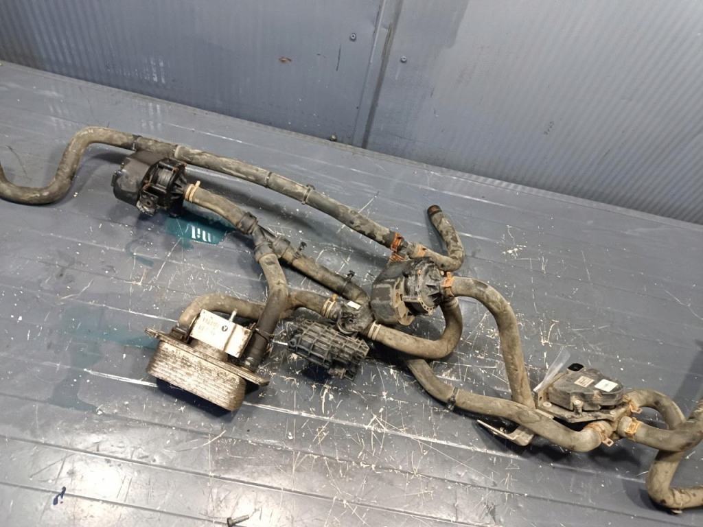 фото №4, Tesla model s насос воды шланги помпа