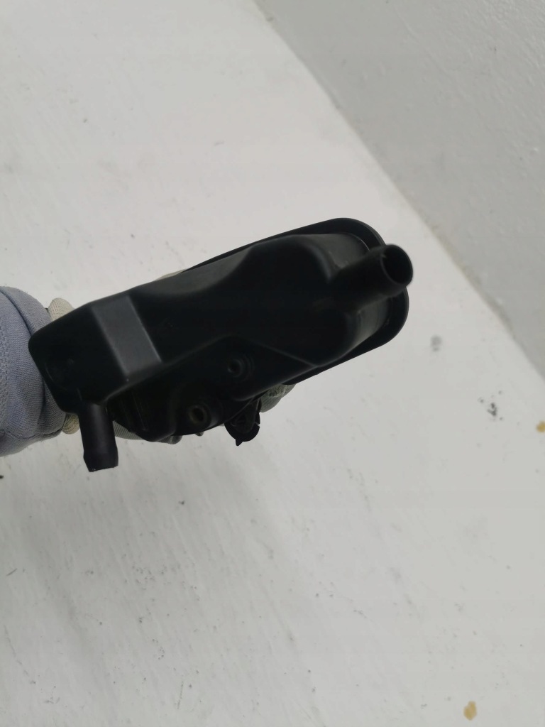 Бак усилителя vw lt35 2d0422371 96-06 Недорого