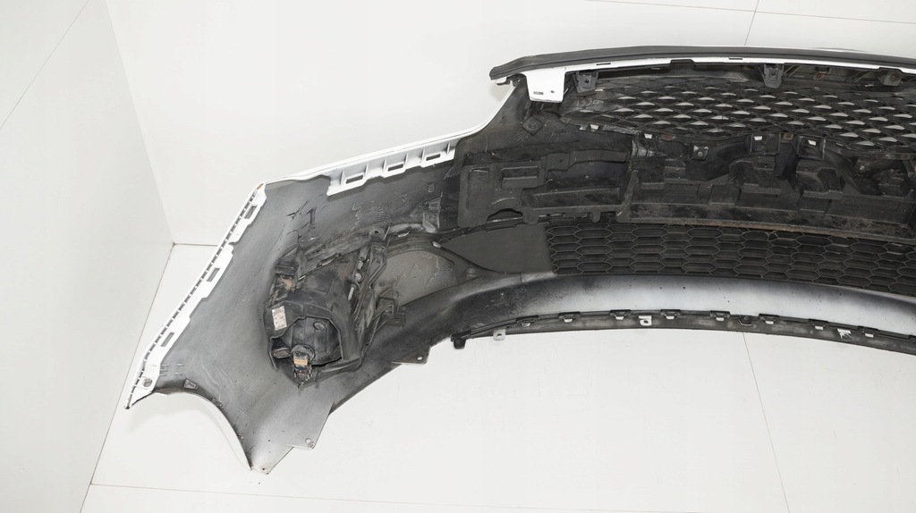 фото №10, Бампер перед передний kia carens iv 12-19r 1d